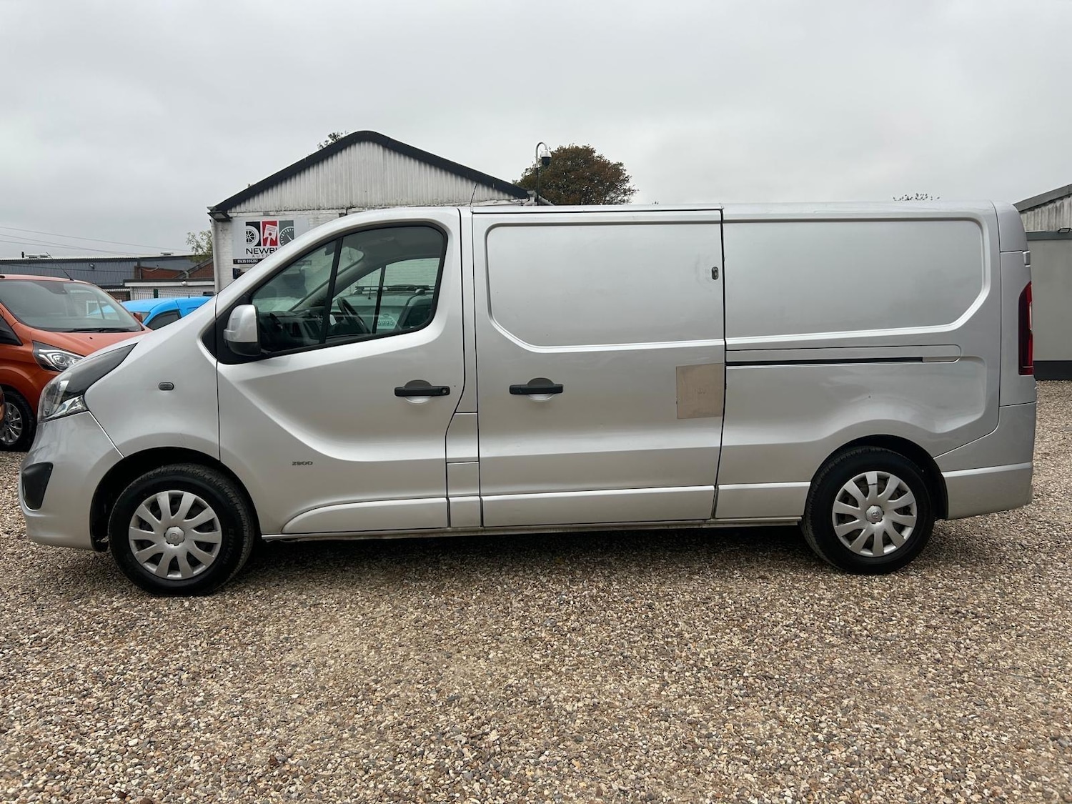 Used Vauxhall Vivaro 2017 for sale - 76269931: Photo 6