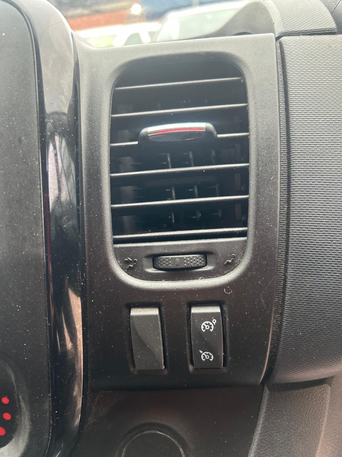 Used Vauxhall Vivaro 2017 for sale - 76269931: Photo 62