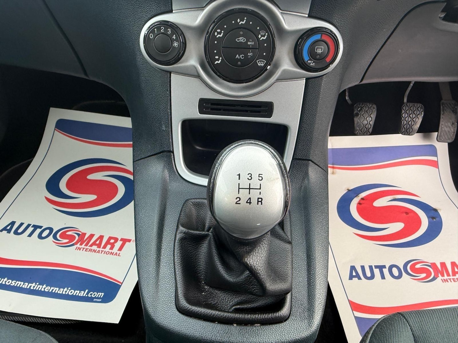 Used Ford Fiesta 2012 for sale - 78071978: Photo 13