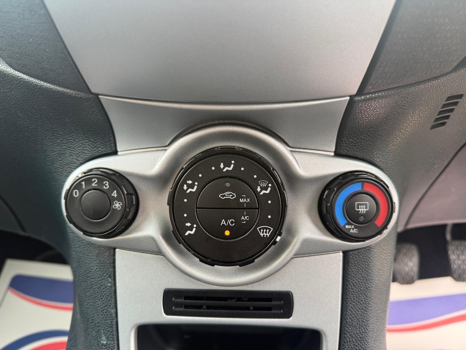 Used Ford Fiesta 2012 for sale - 78071978: Photo 35