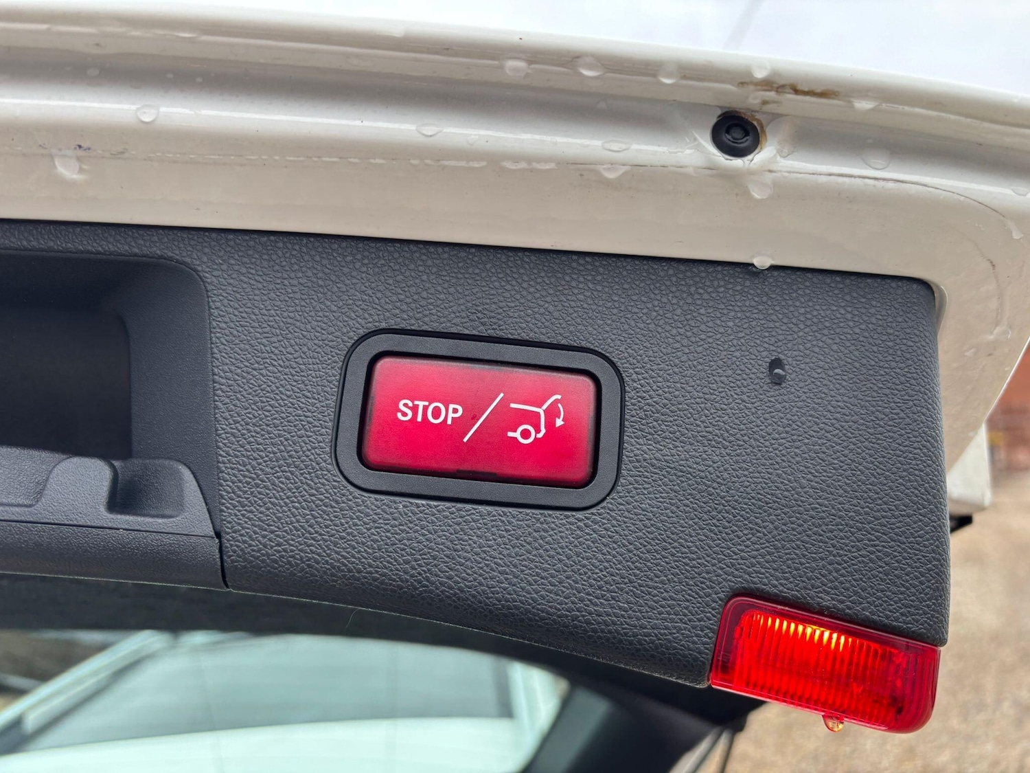 Used Mercedes-Benz E Class 2015 for sale - 77330525: Photo 25