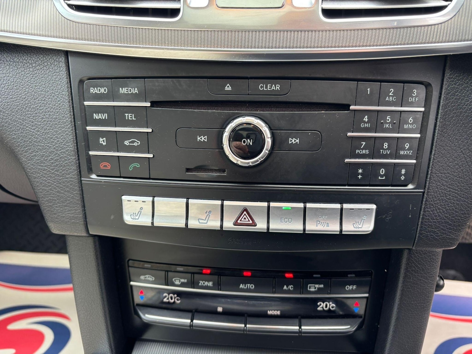 Used Mercedes-Benz E Class 2015 for sale - 77330525: Photo 35