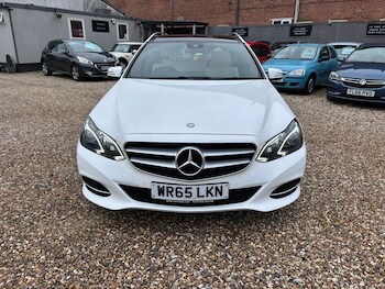 Used Mercedes-Benz E Class 2015 for sale - 77330525: Photo