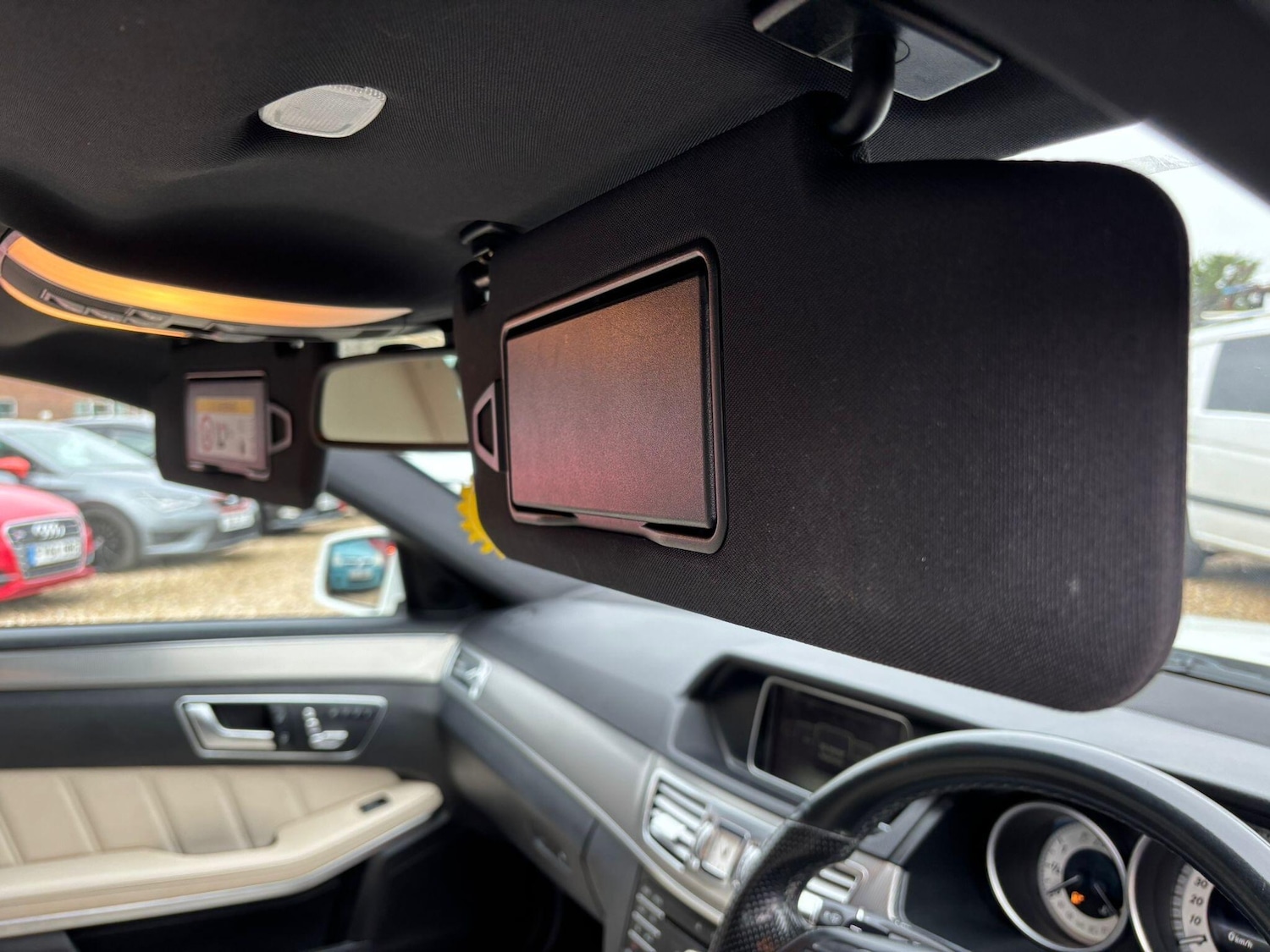 Used Mercedes-Benz E Class 2015 for sale - 77330525: Photo 44