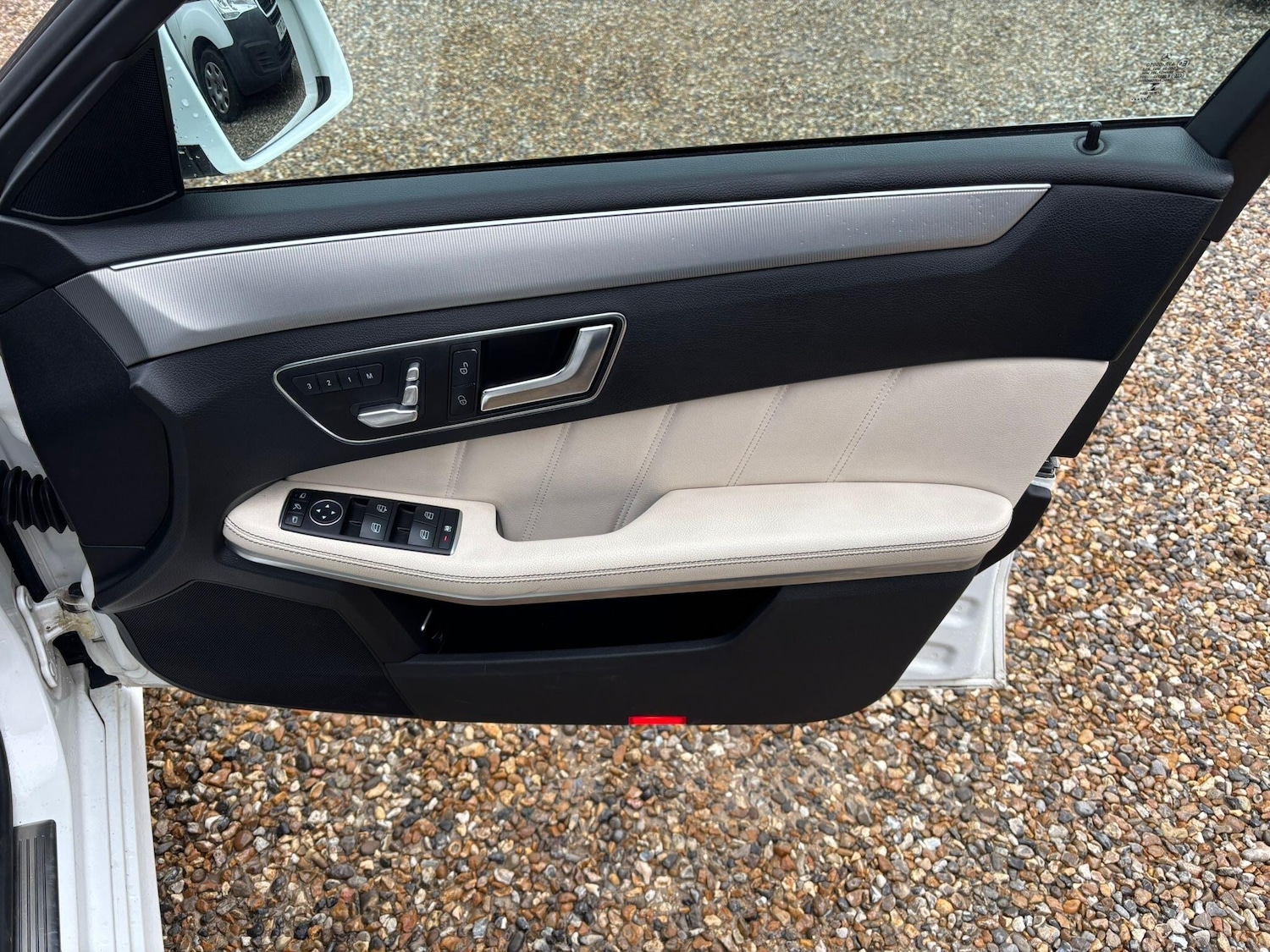 Used Mercedes-Benz E Class 2015 for sale - 77330525: Photo 57