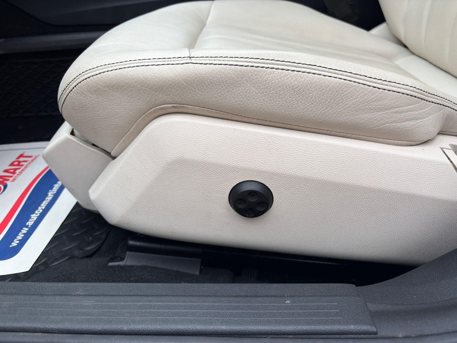 Used Mercedes-Benz E Class 2015 for sale - 77330525: Photo 63