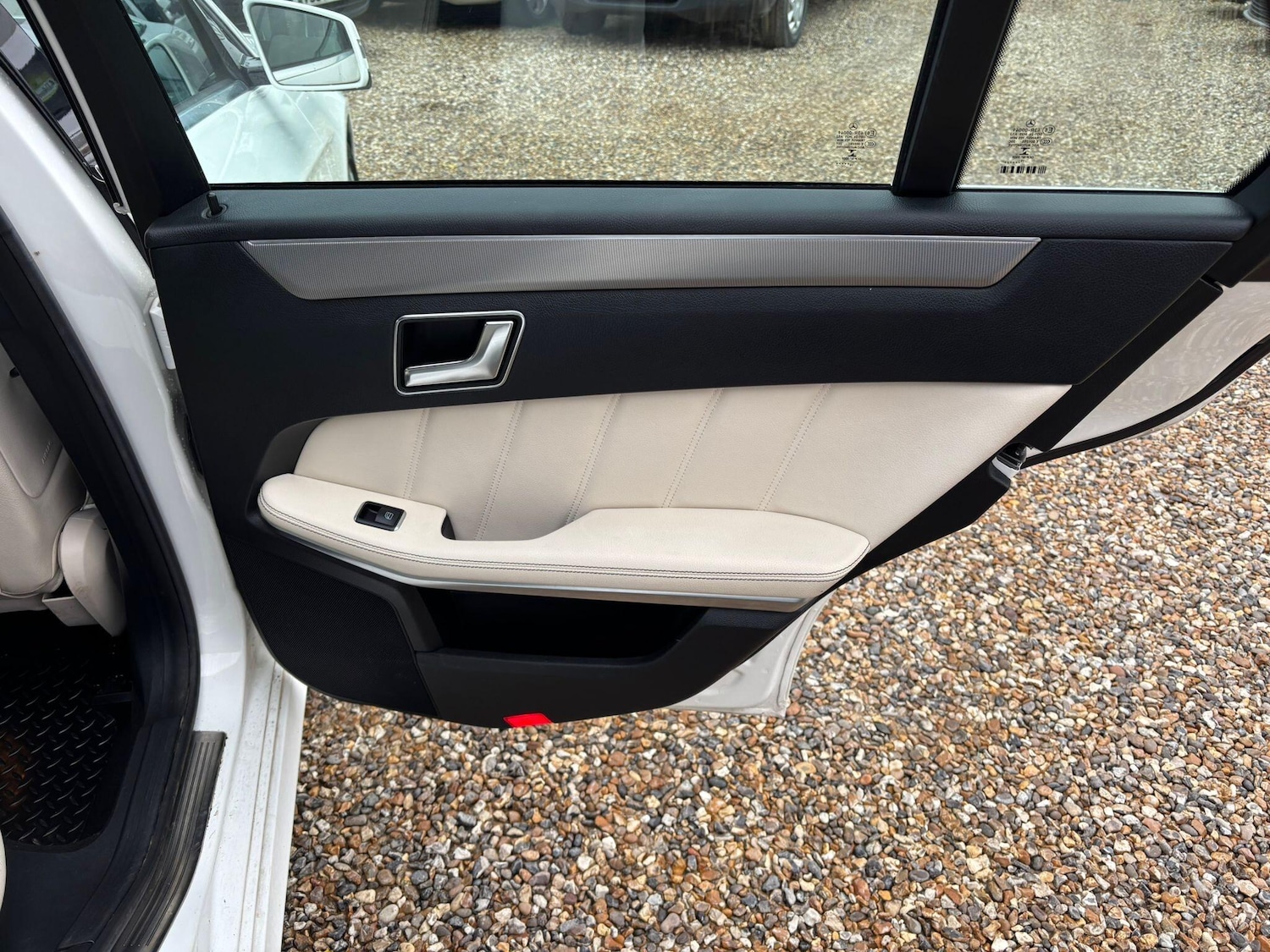 Used Mercedes-Benz E Class 2015 for sale - 77330525: Photo 78