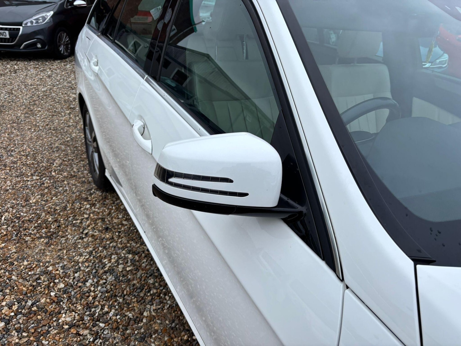 Used Mercedes-Benz E Class 2015 for sale - 77330525: Photo 84