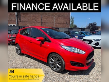 Used Ford Fiesta 2016 for sale - 76993712: Photo
