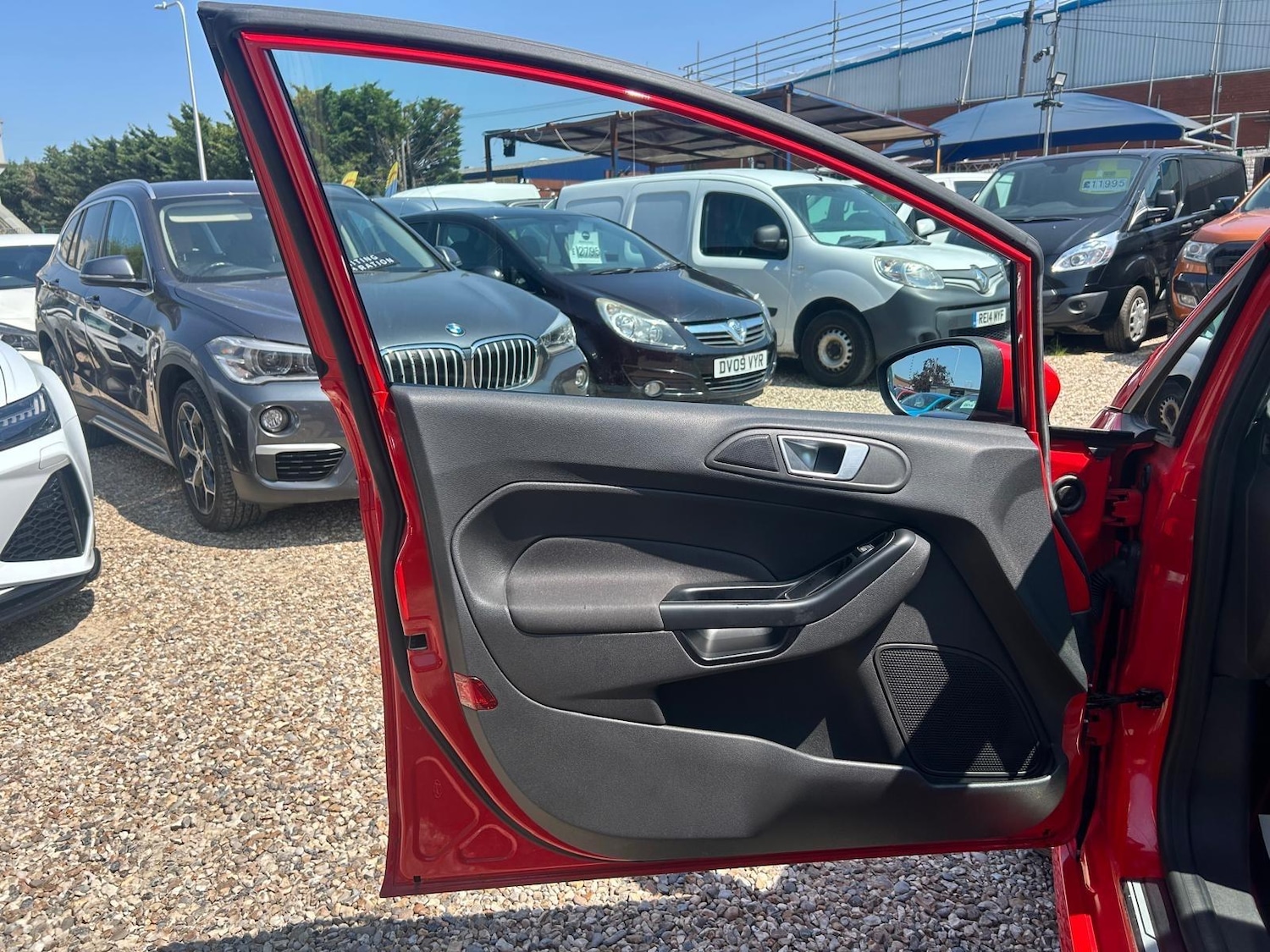 Used Ford Fiesta 2016 for sale - 76993712: Photo 78