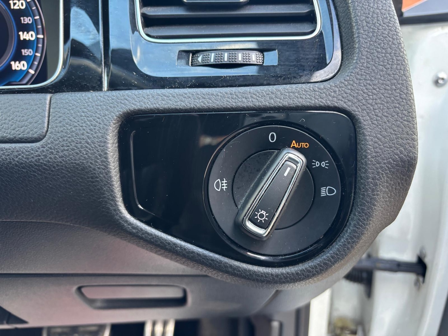 Used Volkswagen Golf 2018 for sale - 77175298: Photo 22