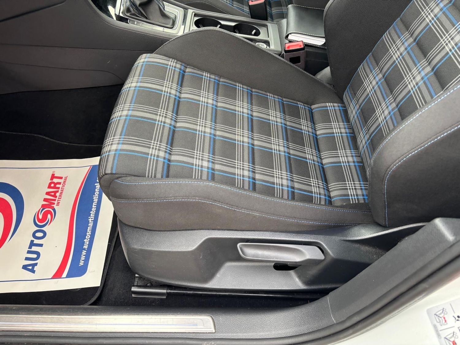 Used Volkswagen Golf 2018 for sale - 77175298: Photo 53