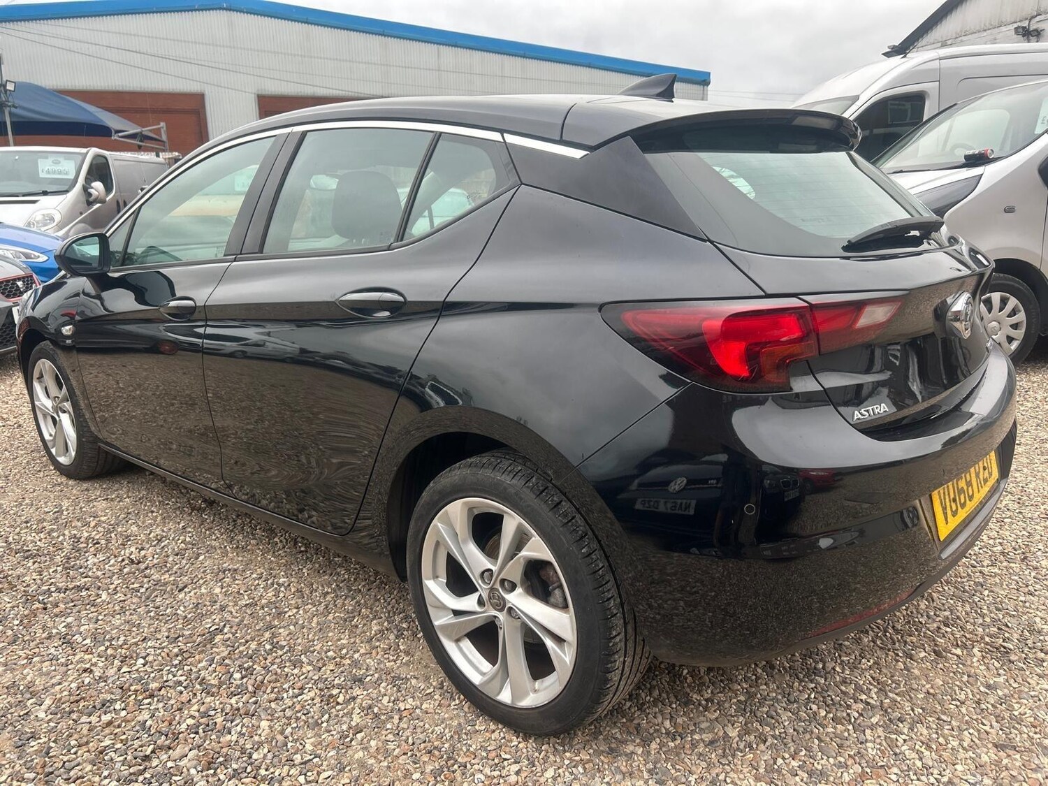 Used Vauxhall Astra 2018 for sale - 76295459: Photo 76