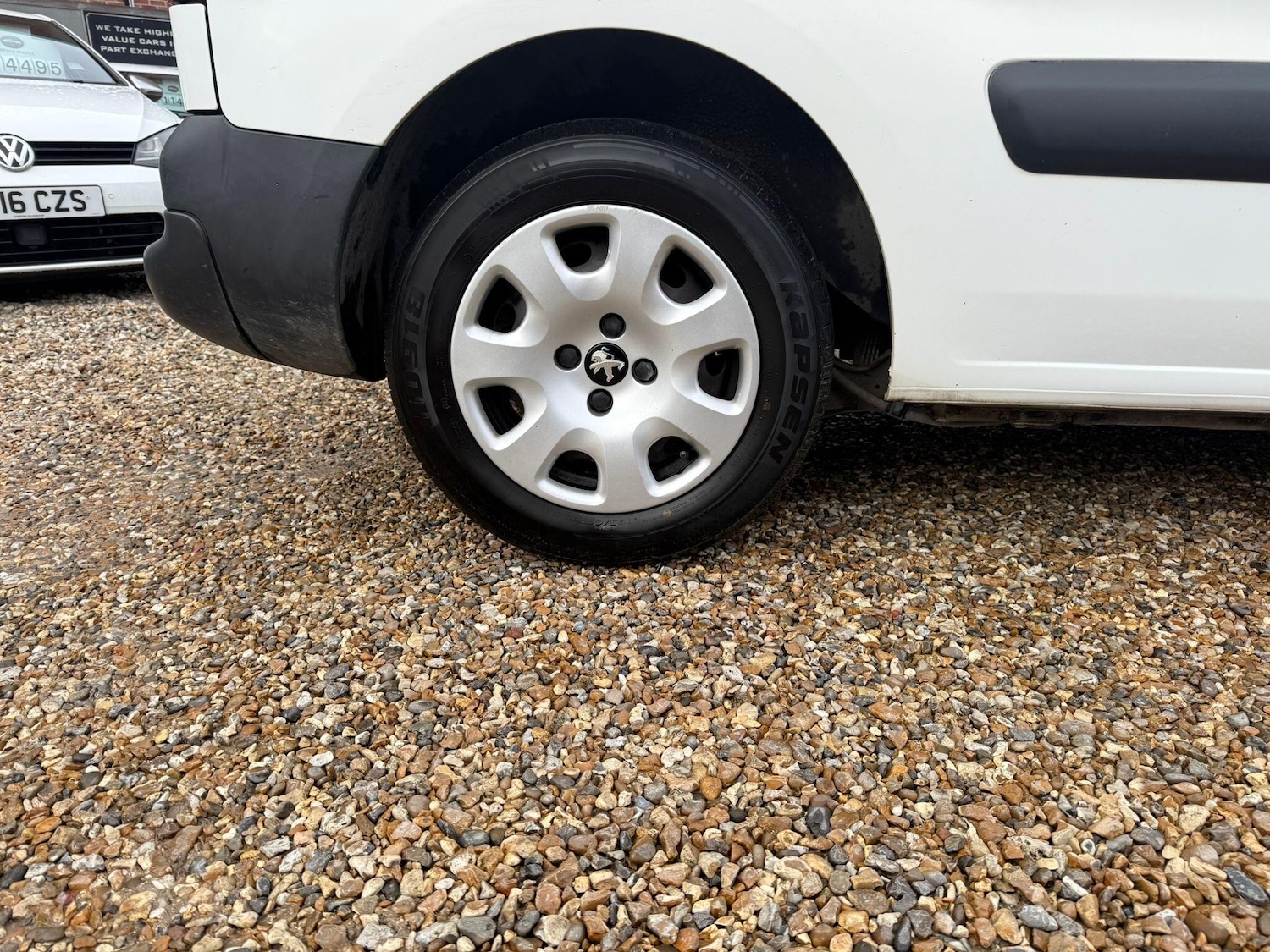 Used Peugeot Partner 2017 for sale - 76701096: Photo 32