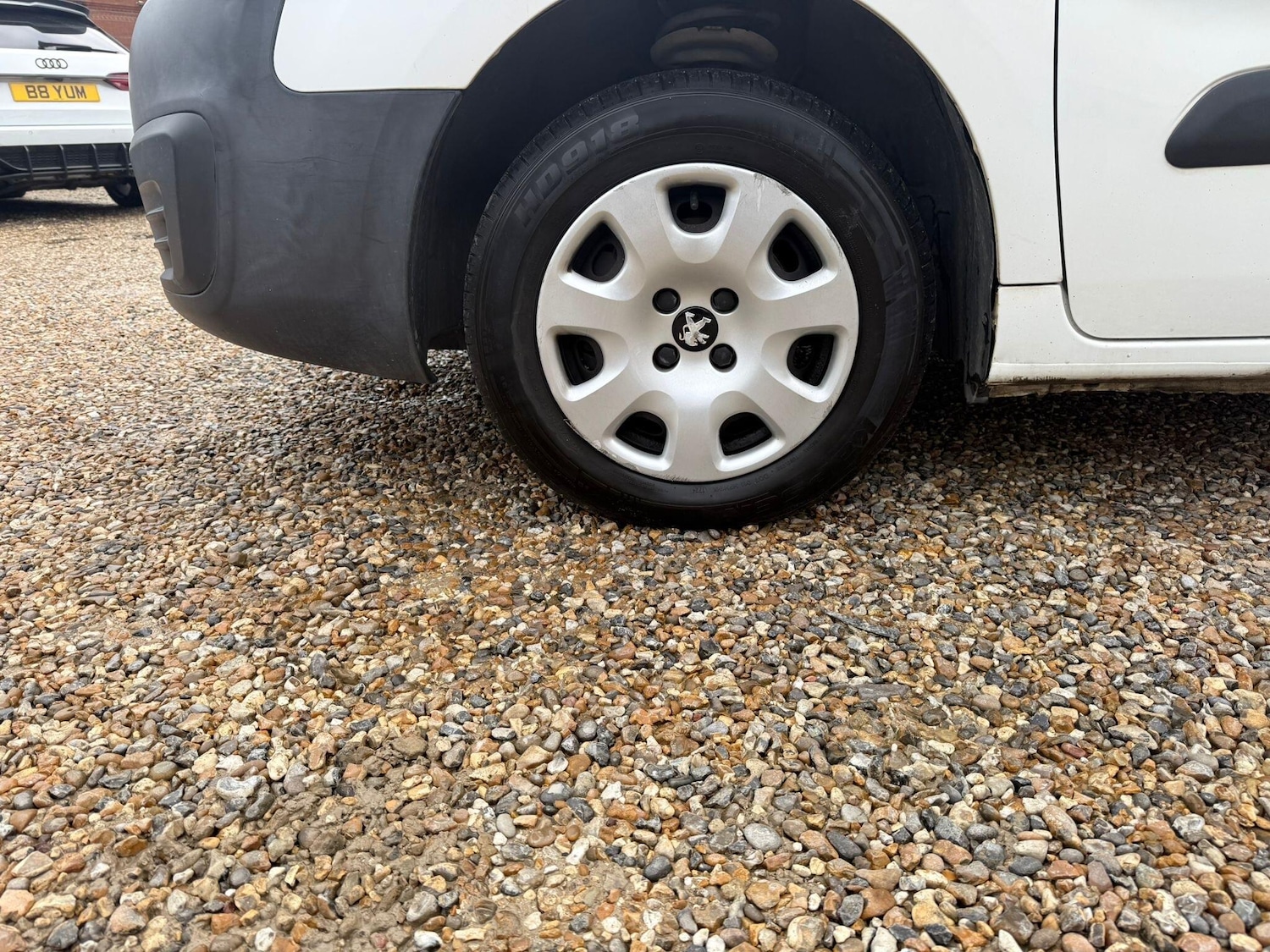 Used Peugeot Partner 2017 for sale - 76701096: Photo 35