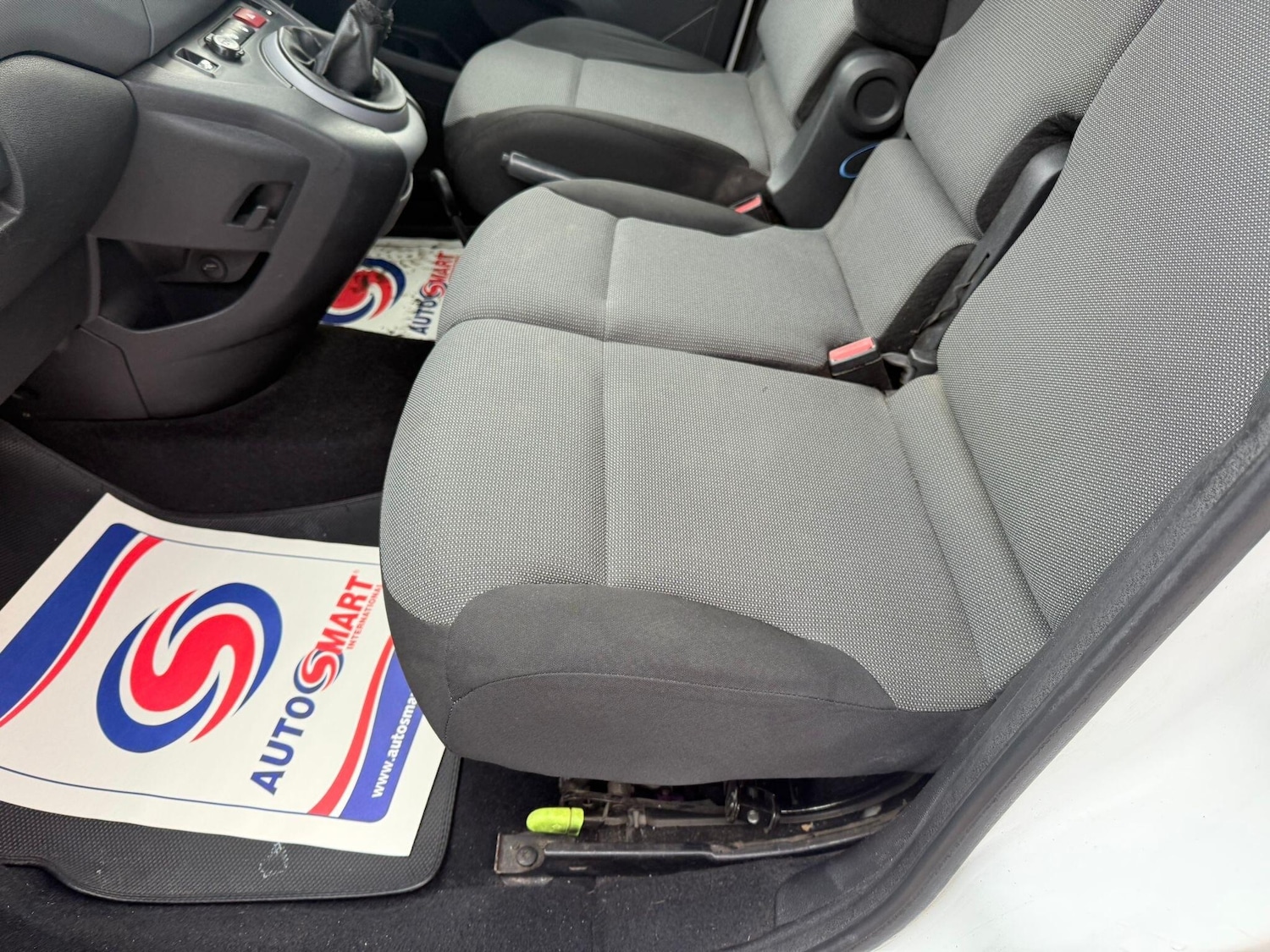 Used Peugeot Partner 2017 for sale - 76701096: Photo 44