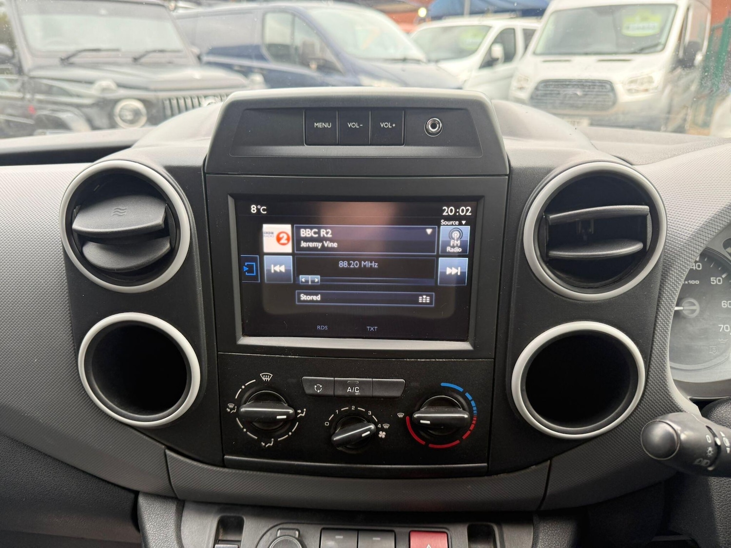 Used Peugeot Partner 2017 for sale - 76701096: Photo 47