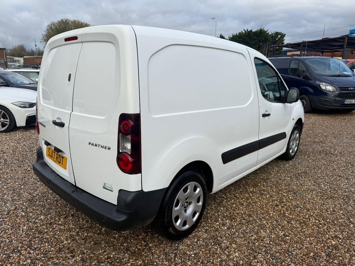 Used Peugeot Partner 2017 for sale - 76701096: Photo 52