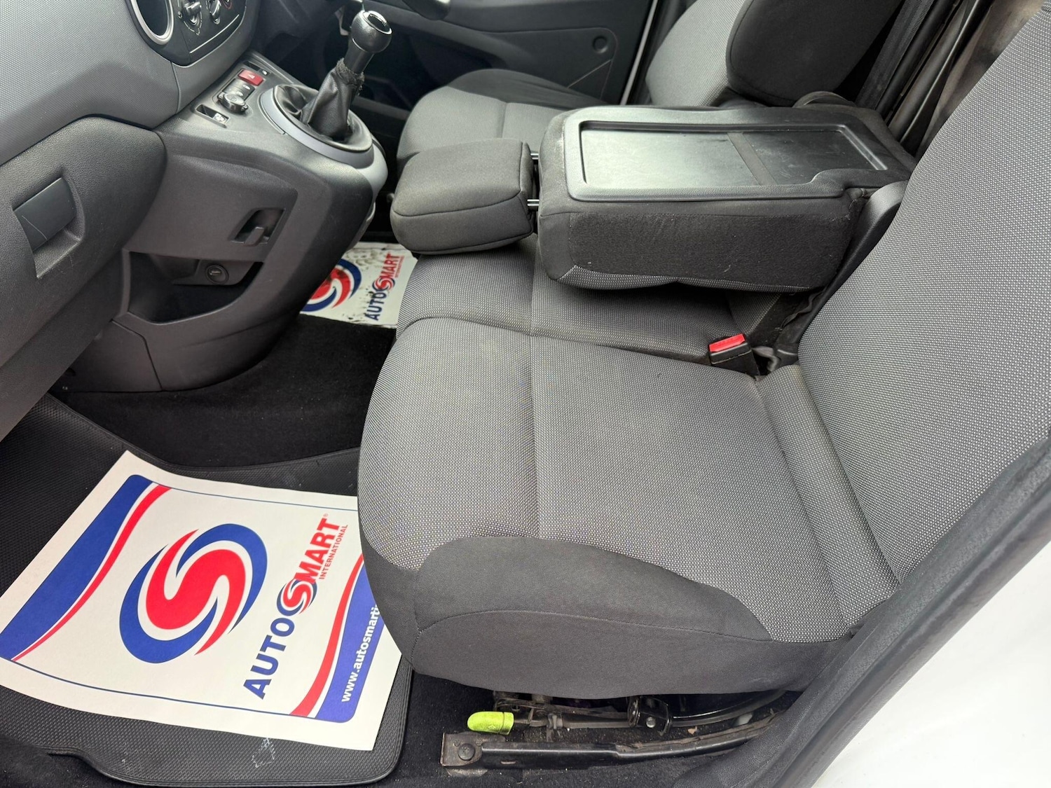 Used Peugeot Partner 2017 for sale - 76701096: Photo 56