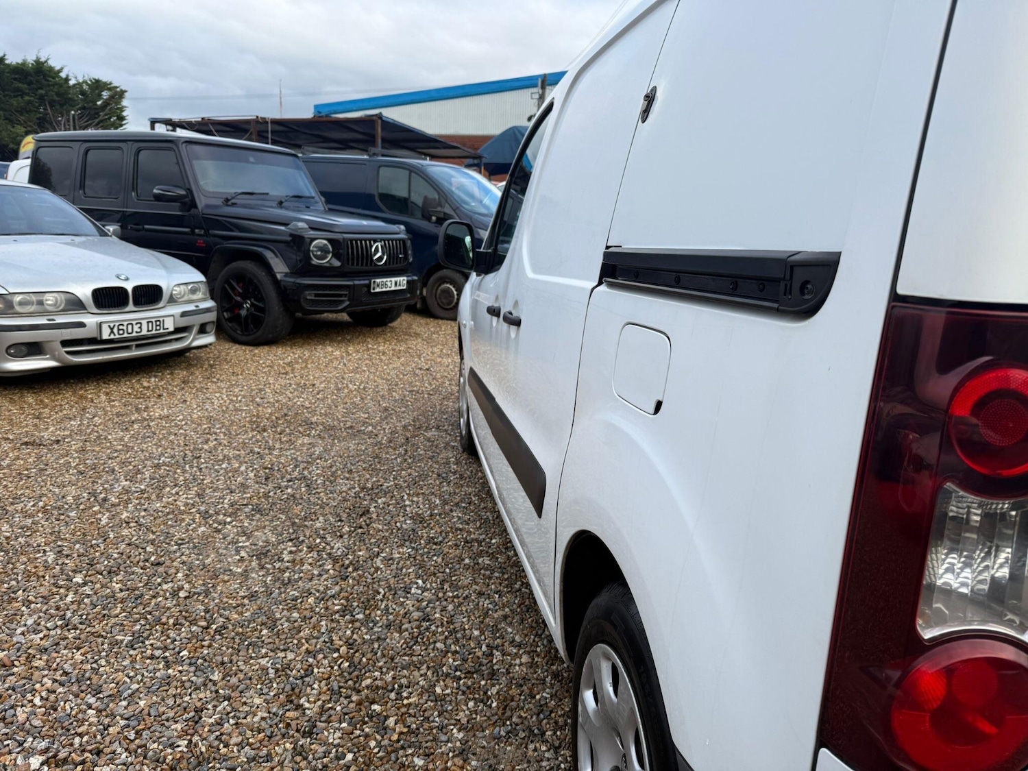 Used Peugeot Partner 2017 for sale - 76701096: Photo 60