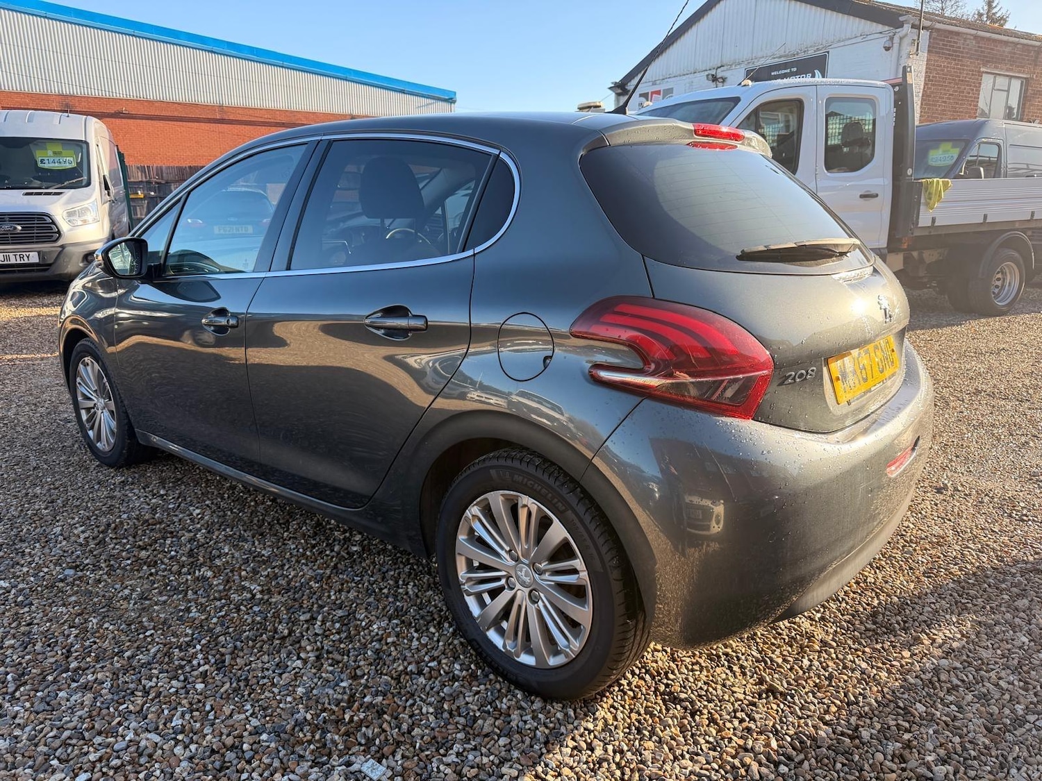 Used Peugeot 208 2017 for sale - 77097674: Photo 23