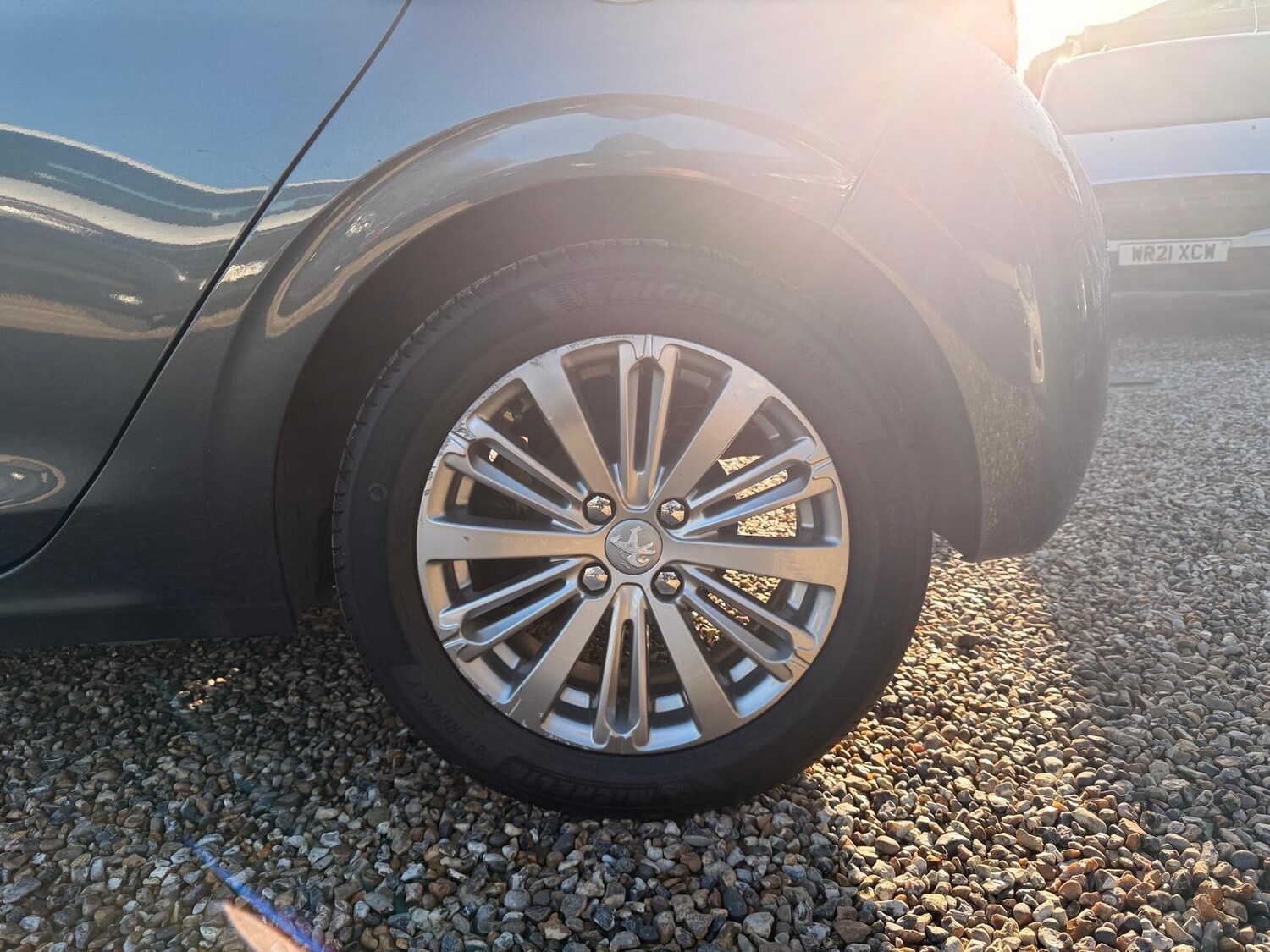 Used Peugeot 208 2017 for sale - 77097674: Photo 45