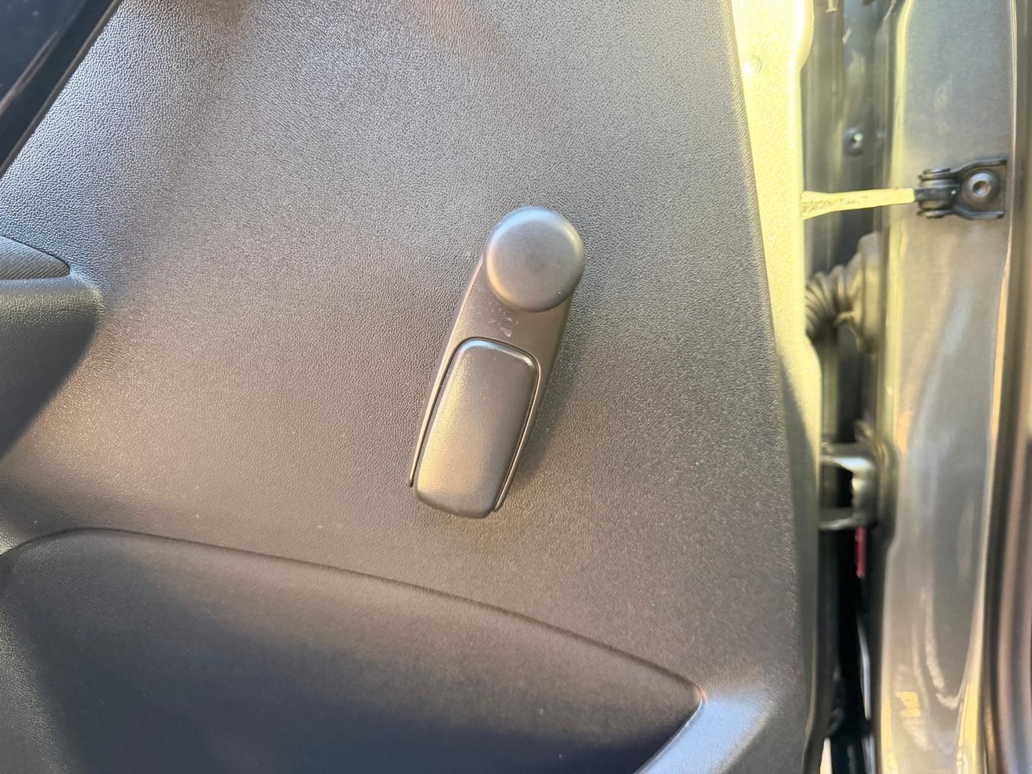 Used Peugeot 208 2017 for sale - 77097674: Photo 53