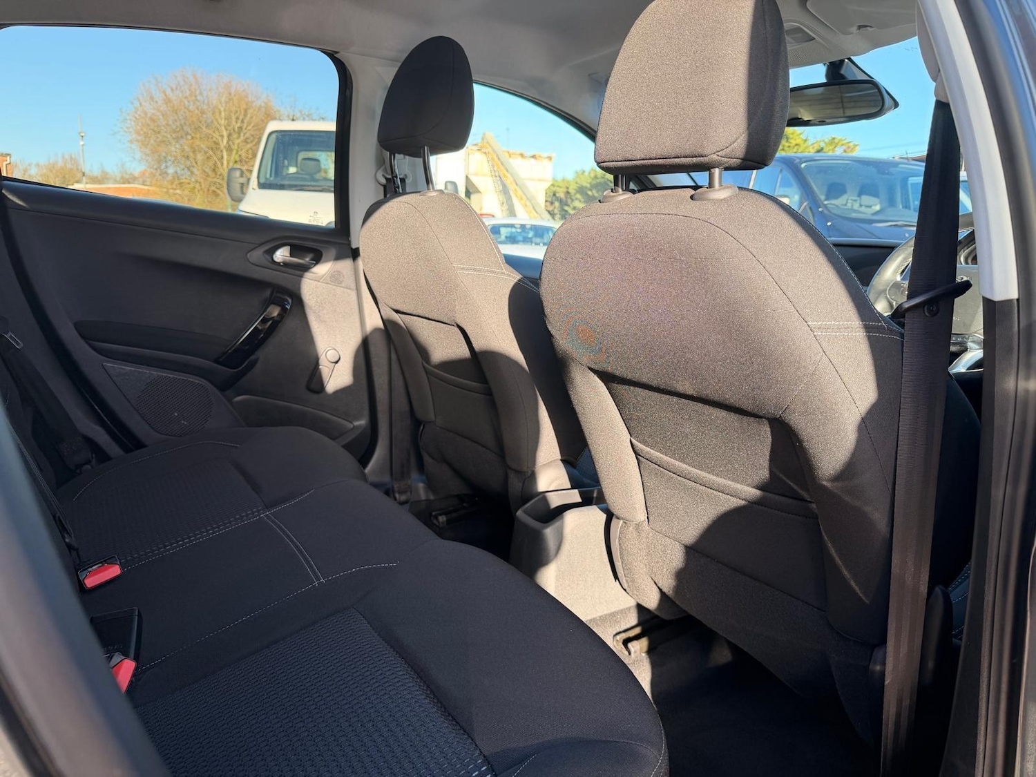 Used Peugeot 208 2017 for sale - 77097674: Photo 61