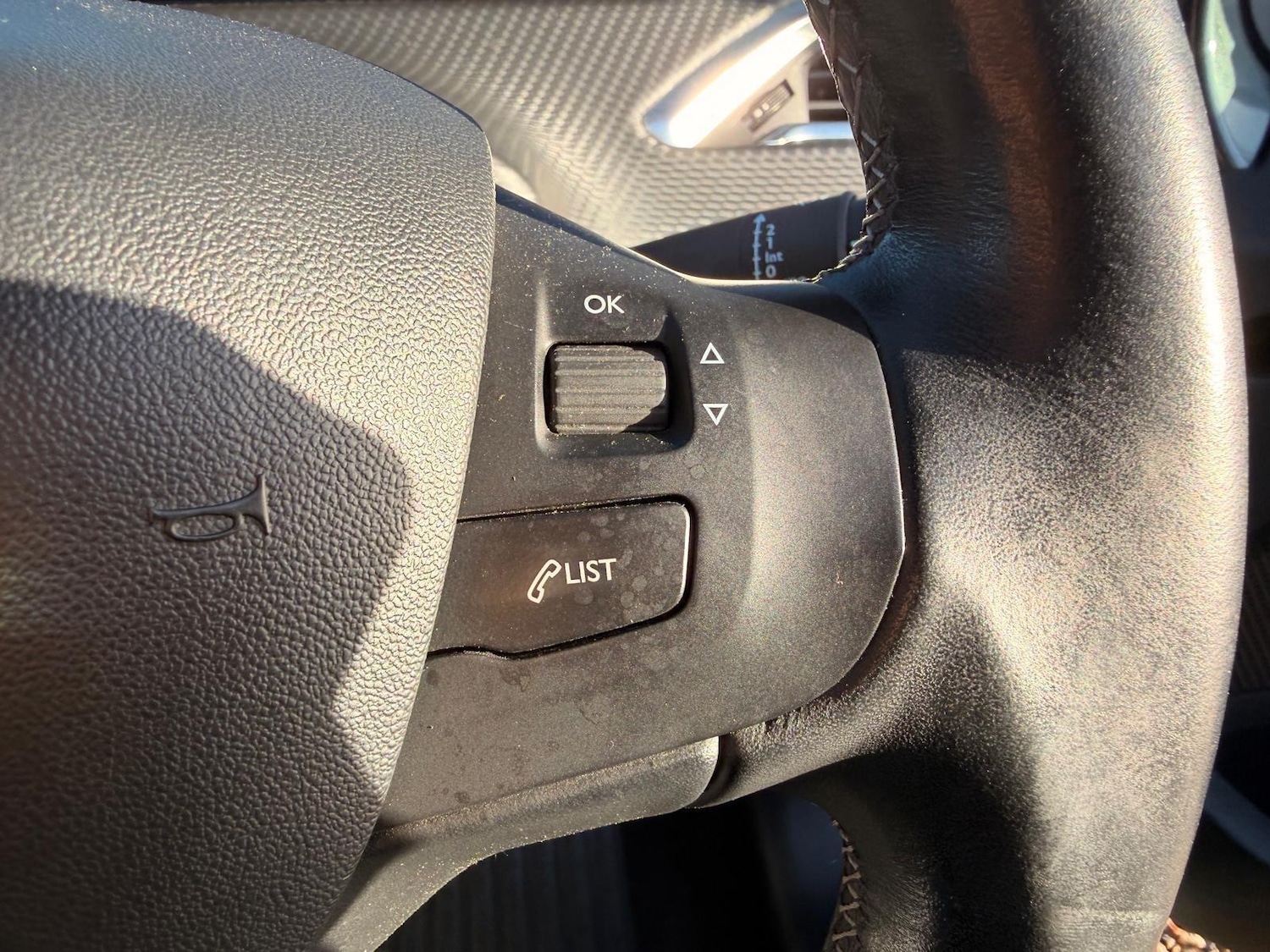 Used Peugeot 208 2017 for sale - 77097674: Photo 69