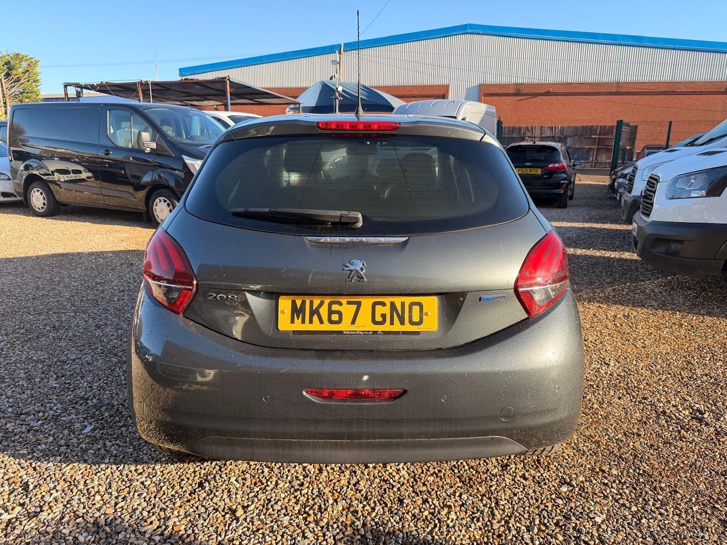Used Peugeot 208 2017 for sale - 77097674: Photo 7
