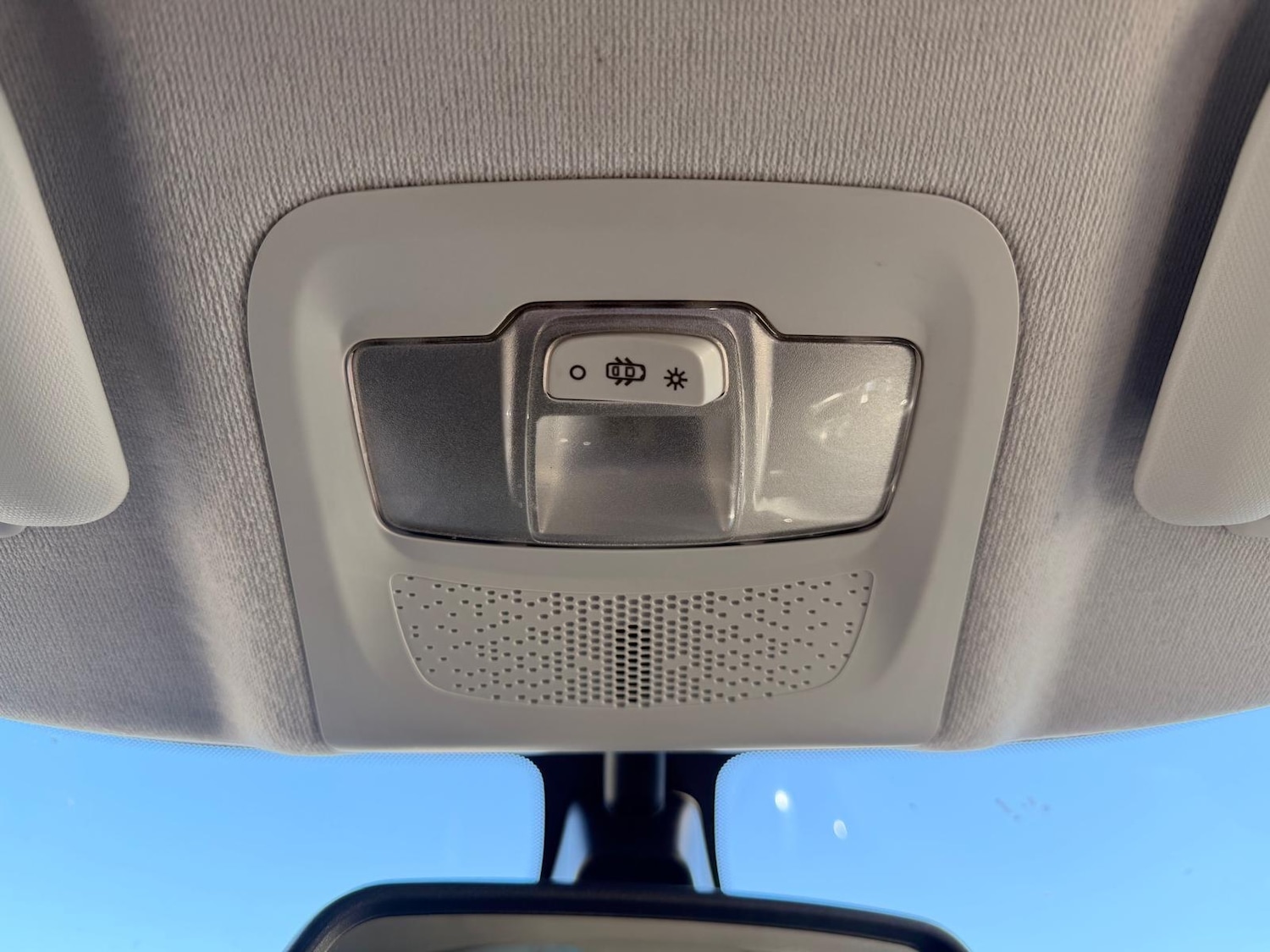 Used Peugeot 208 2017 for sale - 77097674: Photo 80