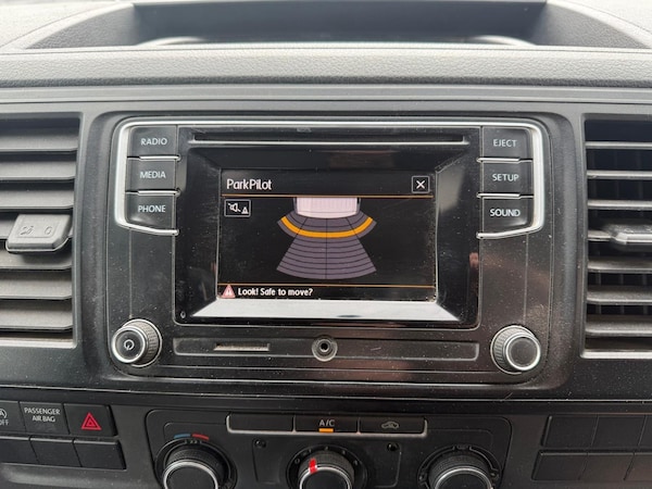 Used Volkswagen Transporter 2018 for sale - 74768596: Photo 17