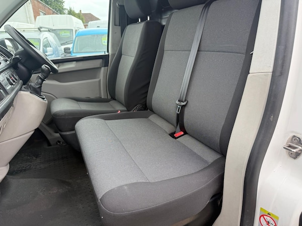 Used Volkswagen Transporter 2018 for sale - 74768596: Photo 20