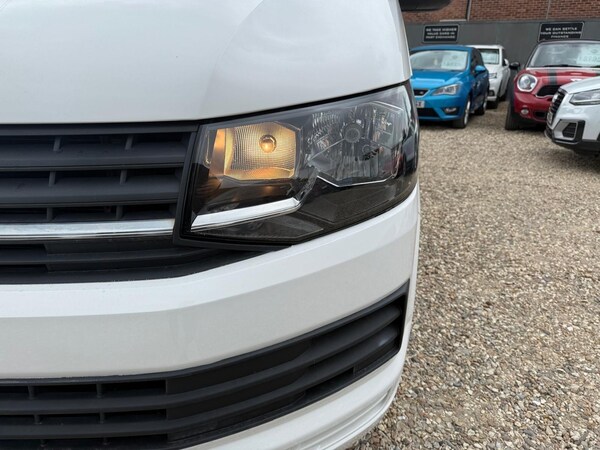 Used Volkswagen Transporter 2018 for sale - 74768596: Photo 41