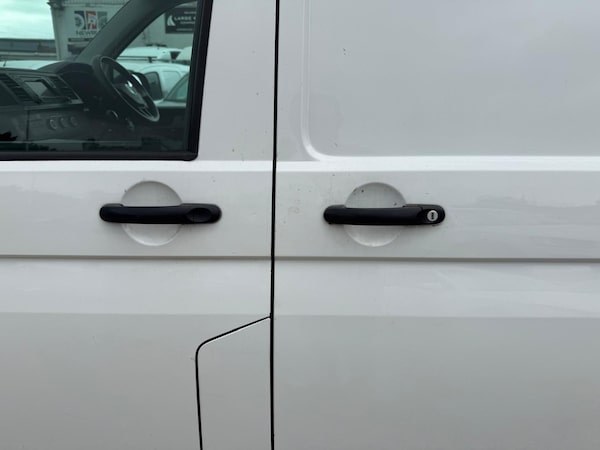 Used Volkswagen Transporter 2018 for sale - 74768596: Photo 46