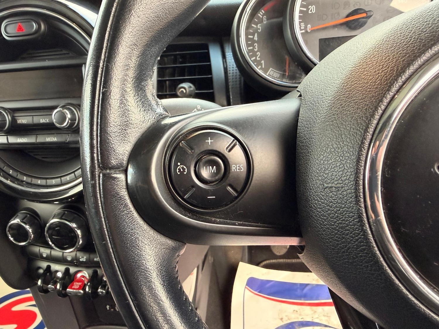 Used MINI Hatch 2014 for sale - 76997335: Photo 17