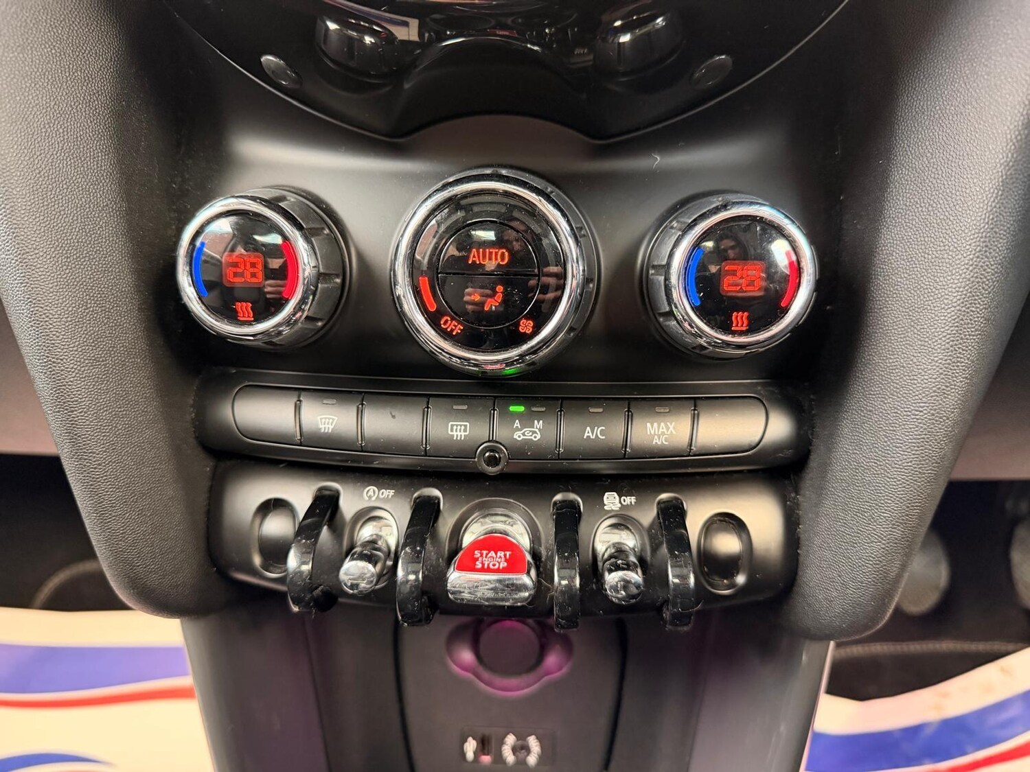 Used MINI Hatch 2014 for sale - 76997335: Photo 19