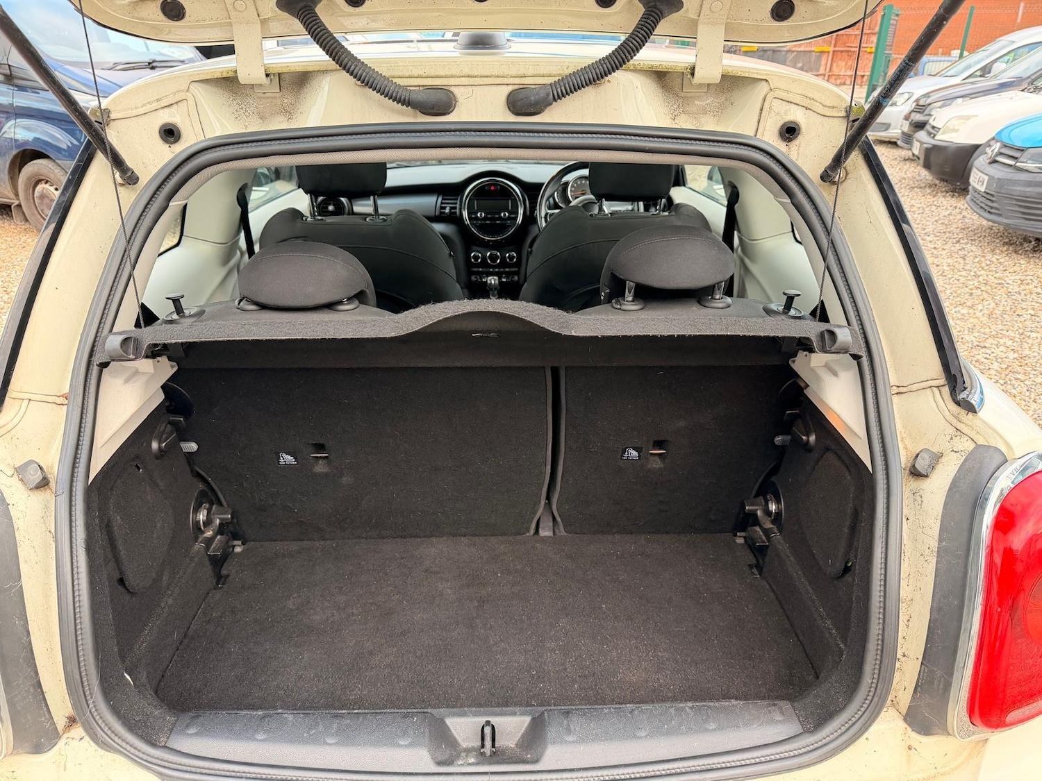 Used MINI Hatch 2014 for sale - 76997335: Photo 46