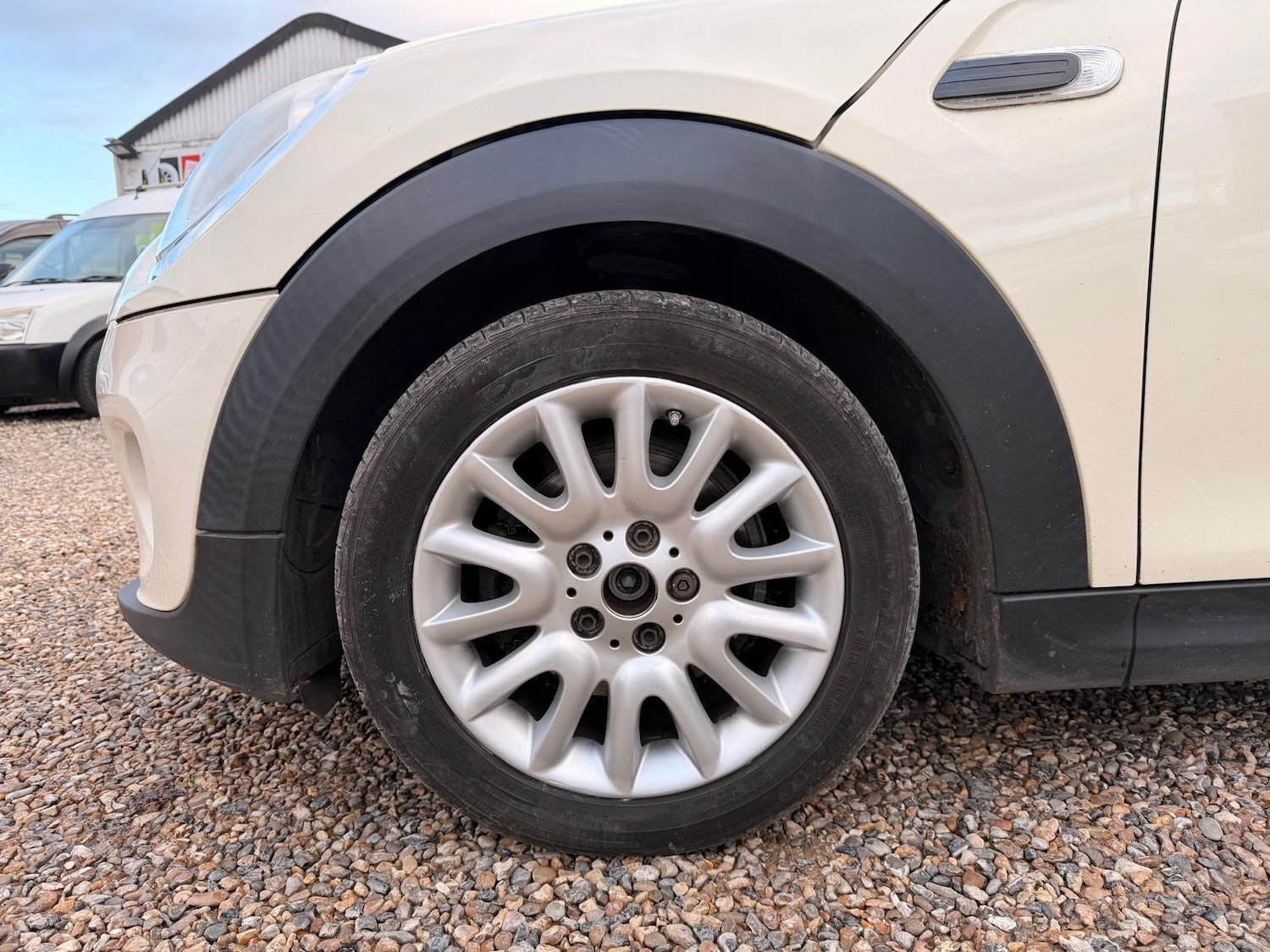 Used MINI Hatch 2014 for sale - 76997335: Photo 51