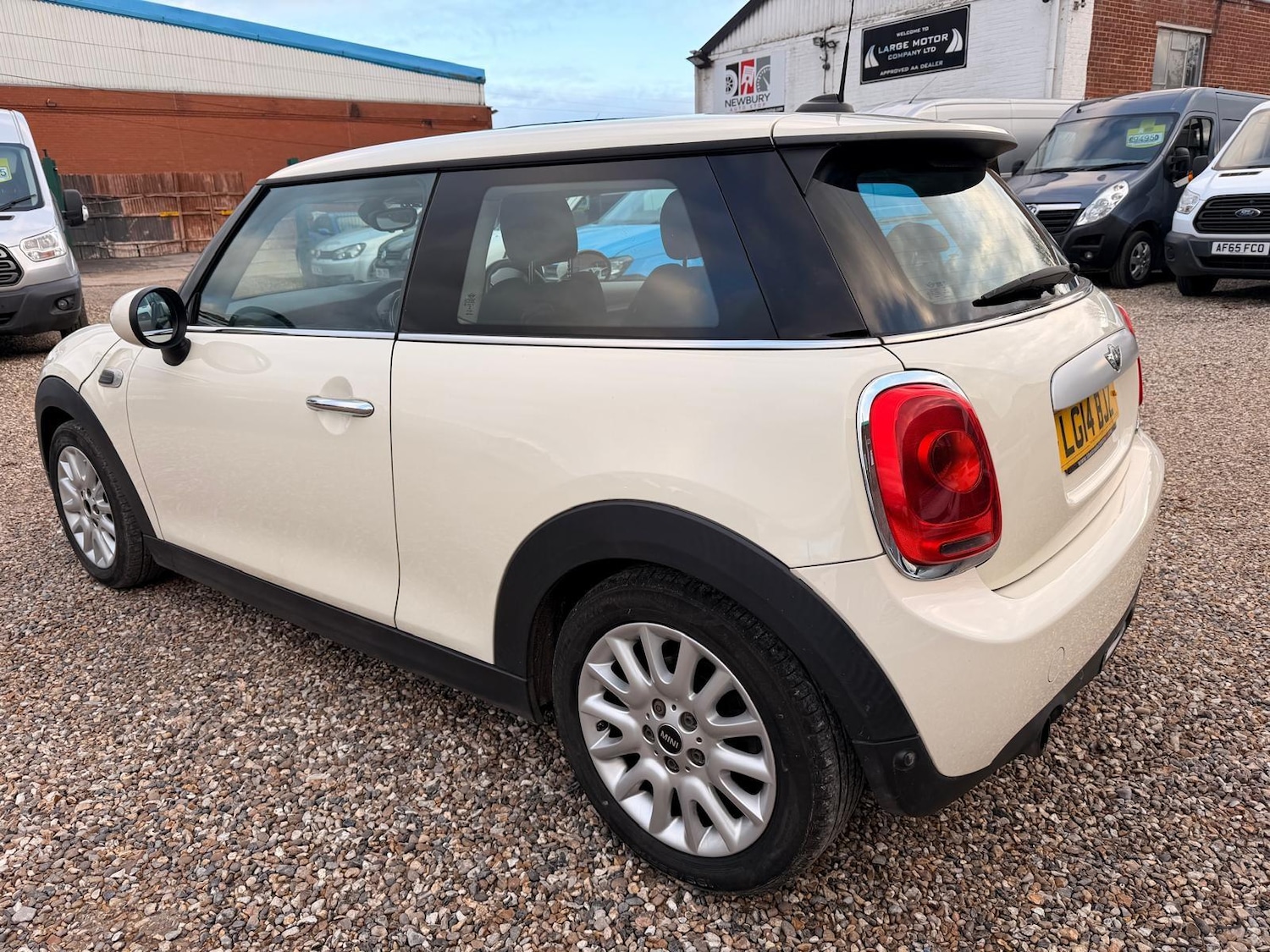 Used MINI Hatch 2014 for sale - 76997335: Photo 64