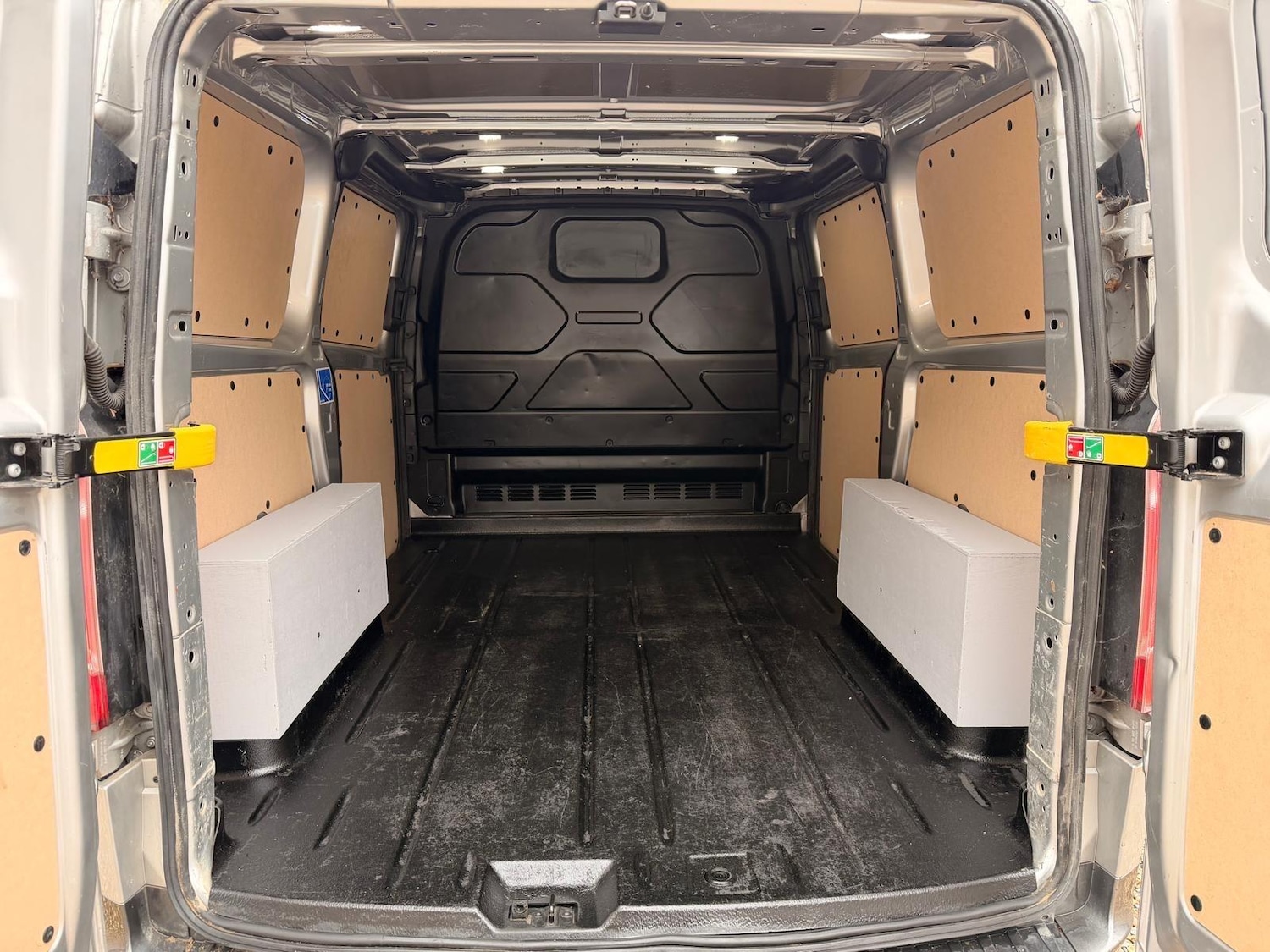 Used Ford Transit Custom for sale - 76996320: Photo 55