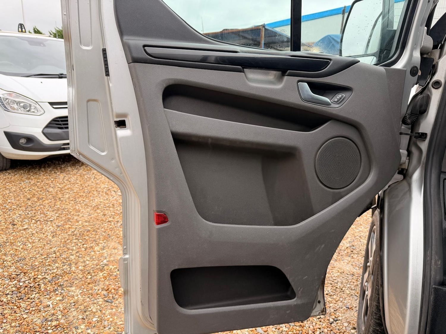 Used Ford Transit Custom for sale - 76996320: Photo 61