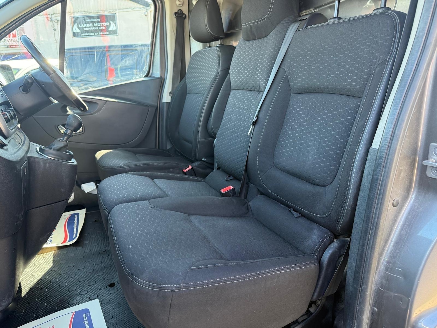 Used Vauxhall Vivaro 2015 for sale - 78086586: Photo 12