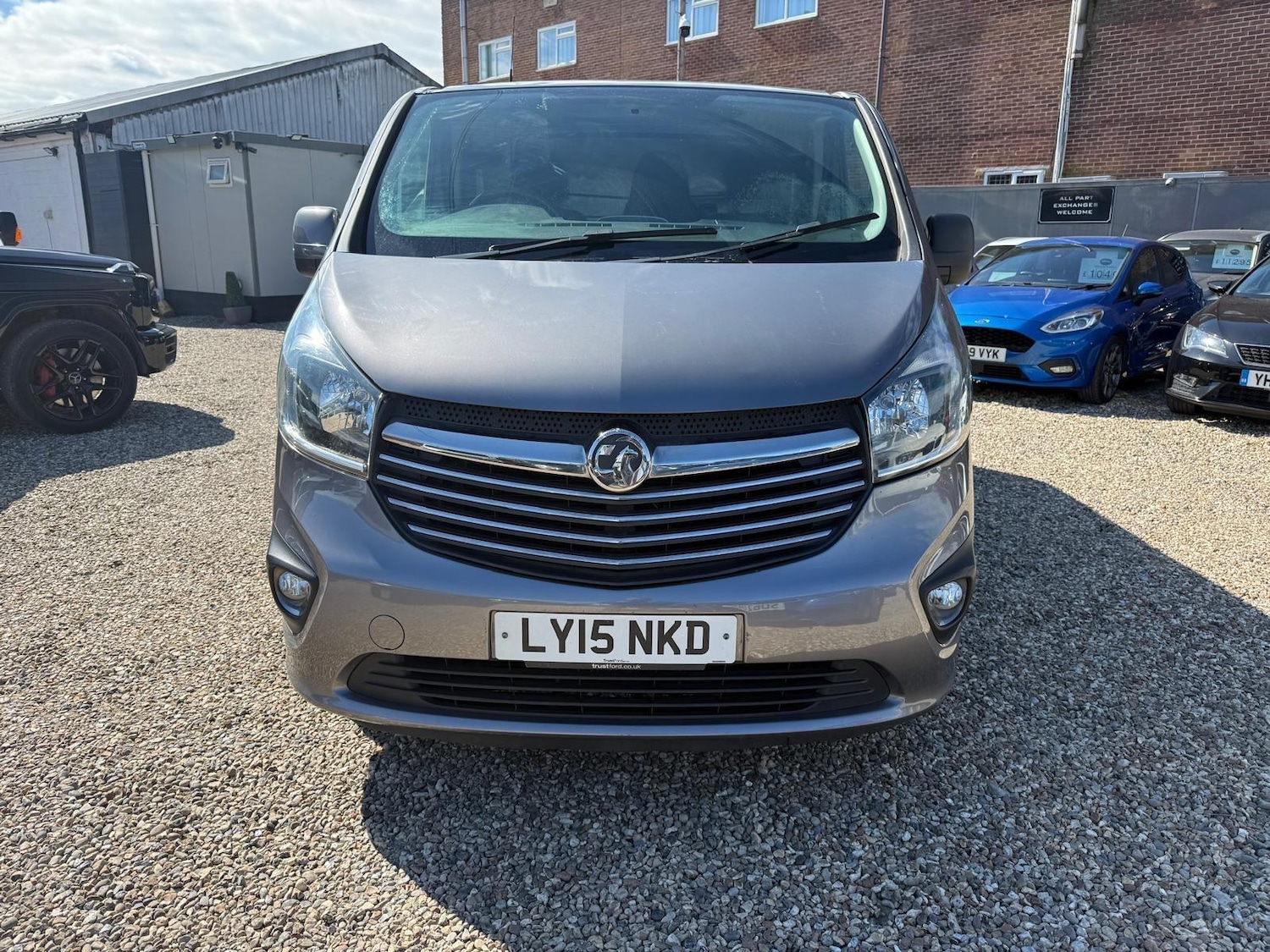Used Vauxhall Vivaro 2015 for sale - 78086586: Photo 3