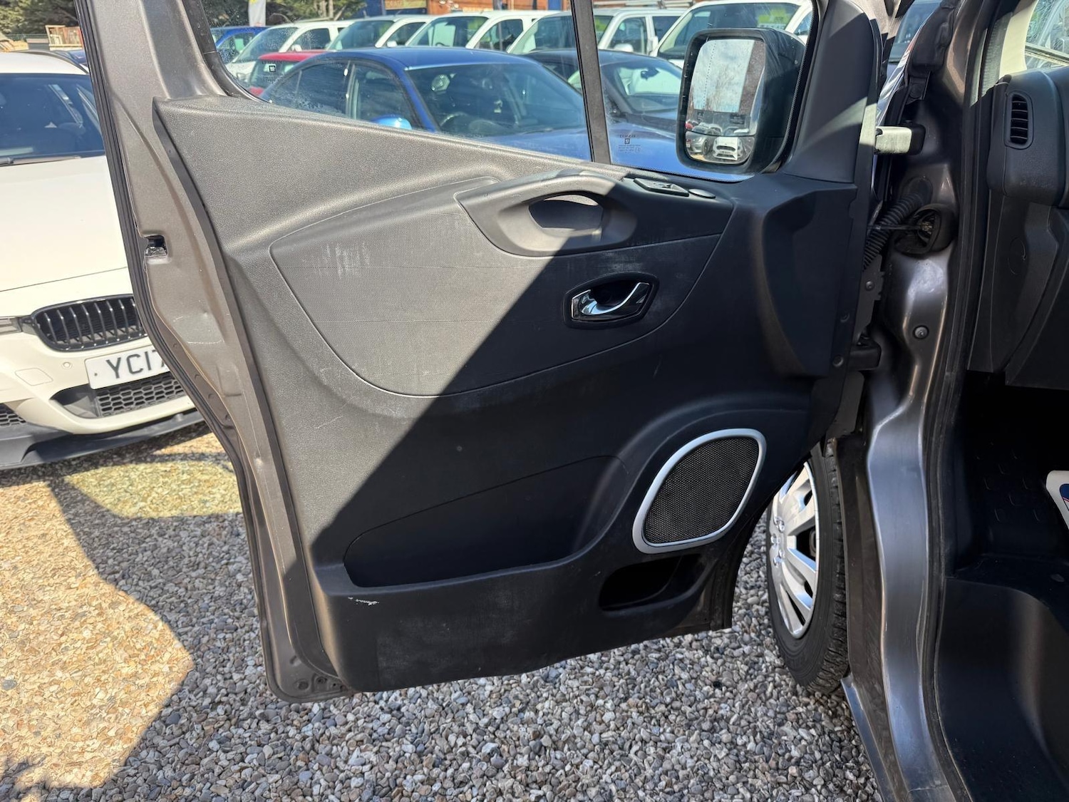 Used Vauxhall Vivaro 2015 for sale - 78086586: Photo 40