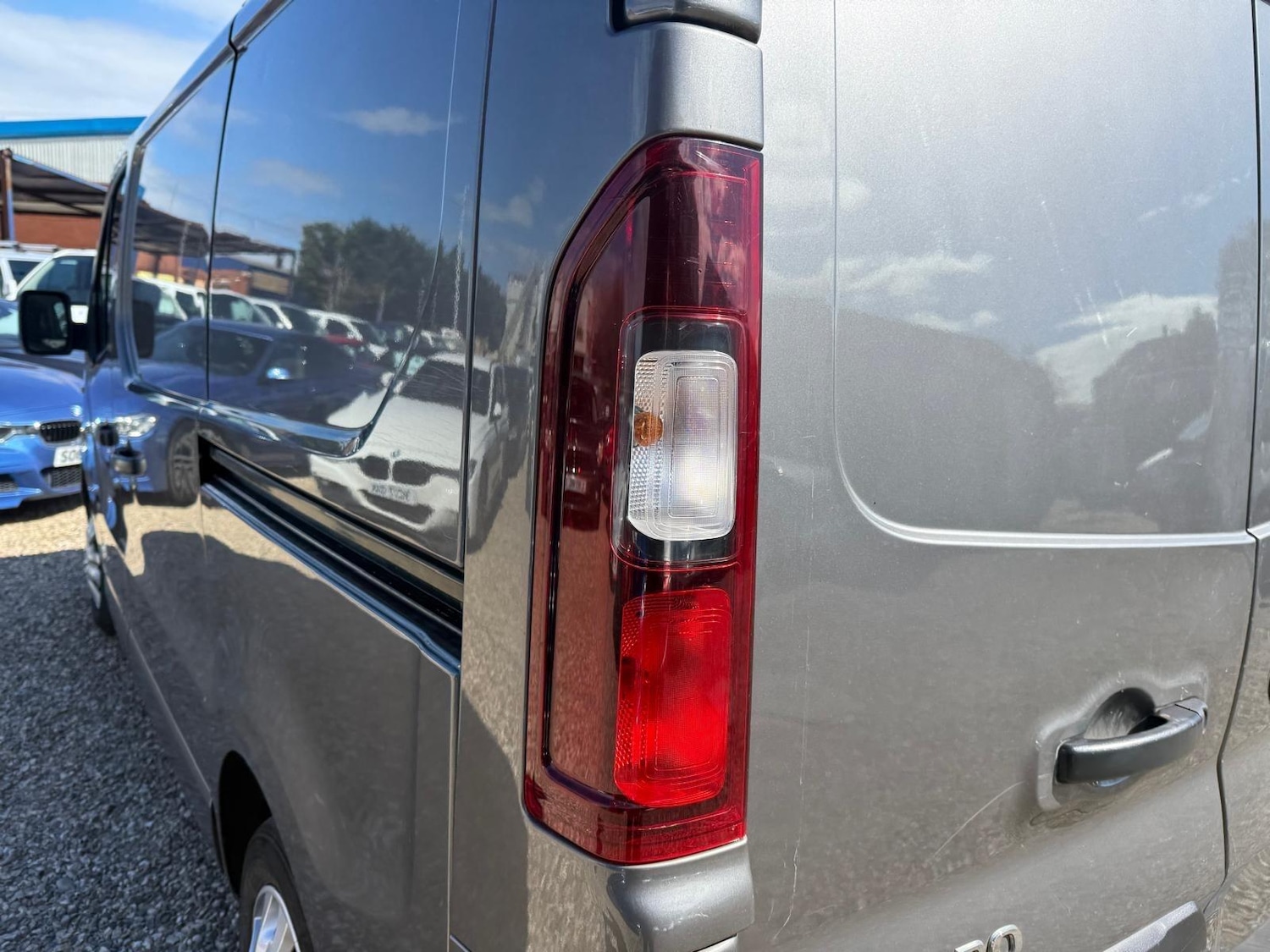 Used Vauxhall Vivaro 2015 for sale - 78086586: Photo 49