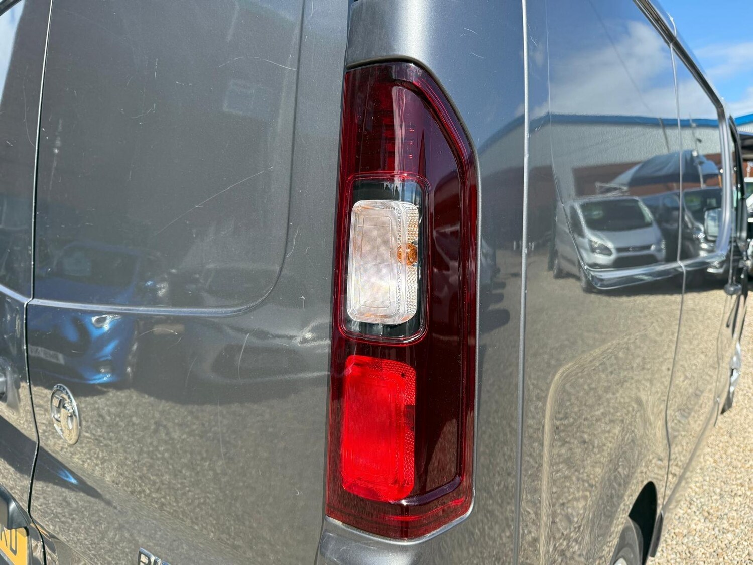 Used Vauxhall Vivaro 2015 for sale - 78086586: Photo 50