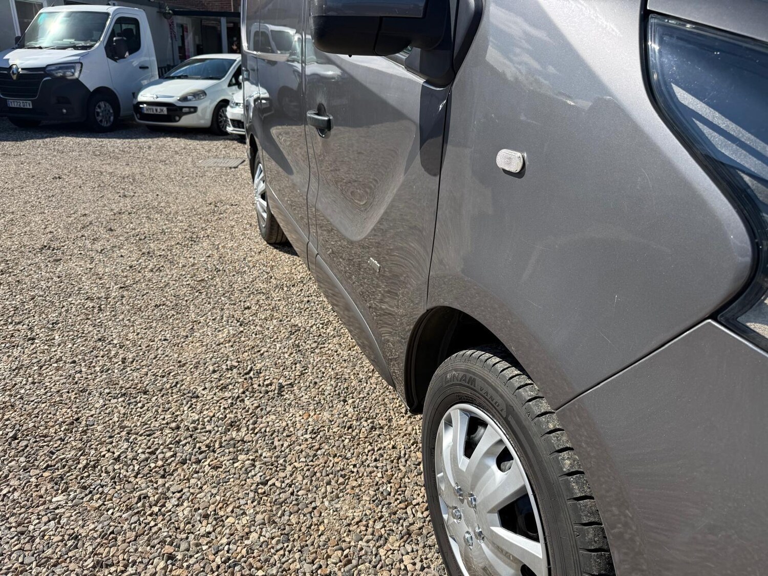Used Vauxhall Vivaro 2015 for sale - 78086586: Photo 57