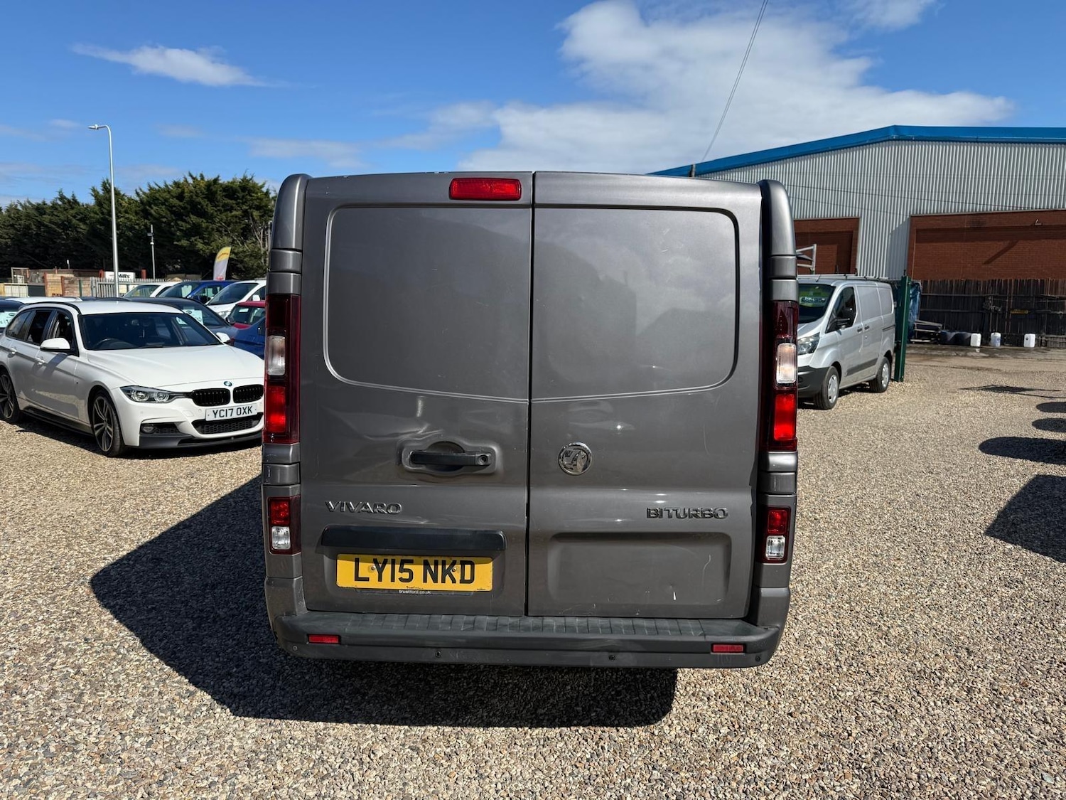 Used Vauxhall Vivaro 2015 for sale - 78086586: Photo 8