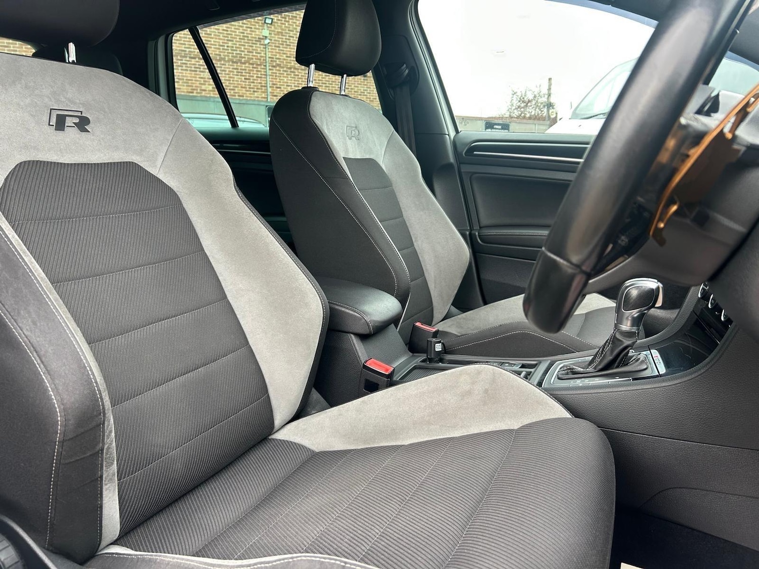 Used Volkswagen Golf 2016 for sale - 76991760: Photo 13